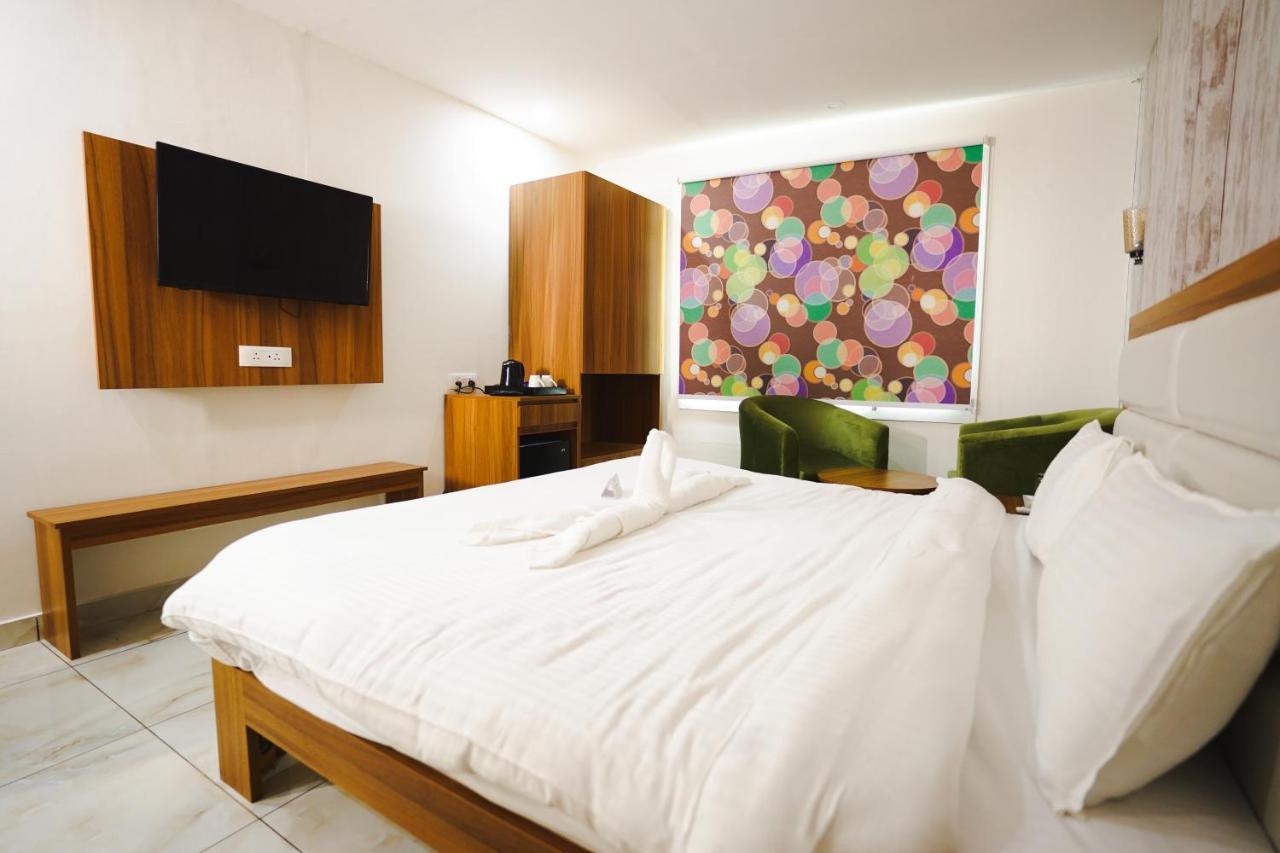Signum CityScapes Mohali Kharar Exterior foto