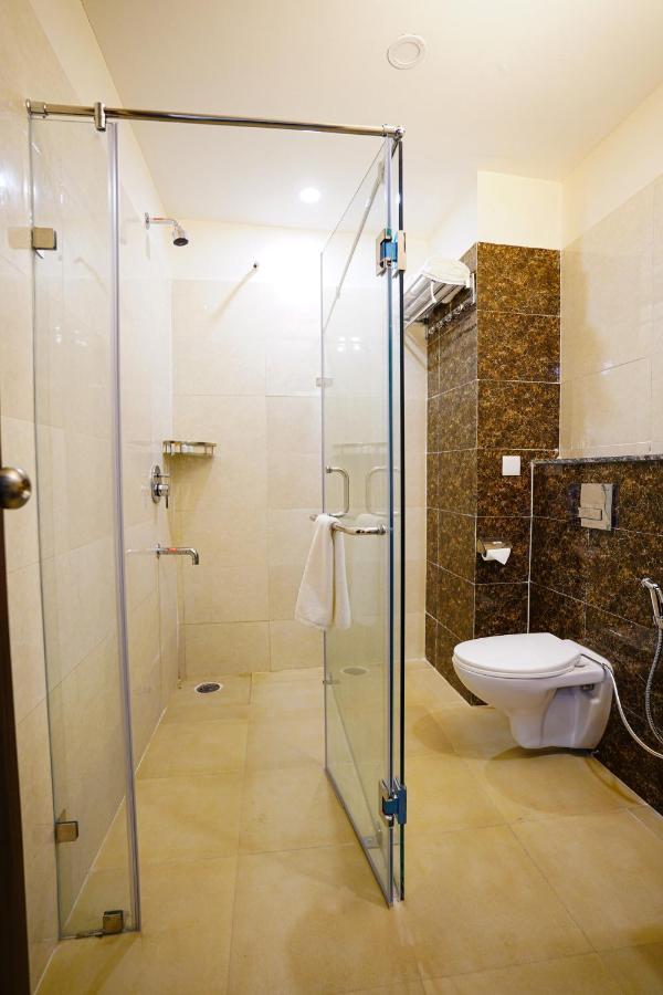 Signum CityScapes Mohali Kharar Exterior foto